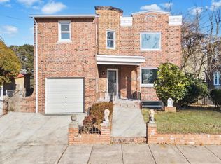 33 Nicholson St NW, Washington, DC 20011