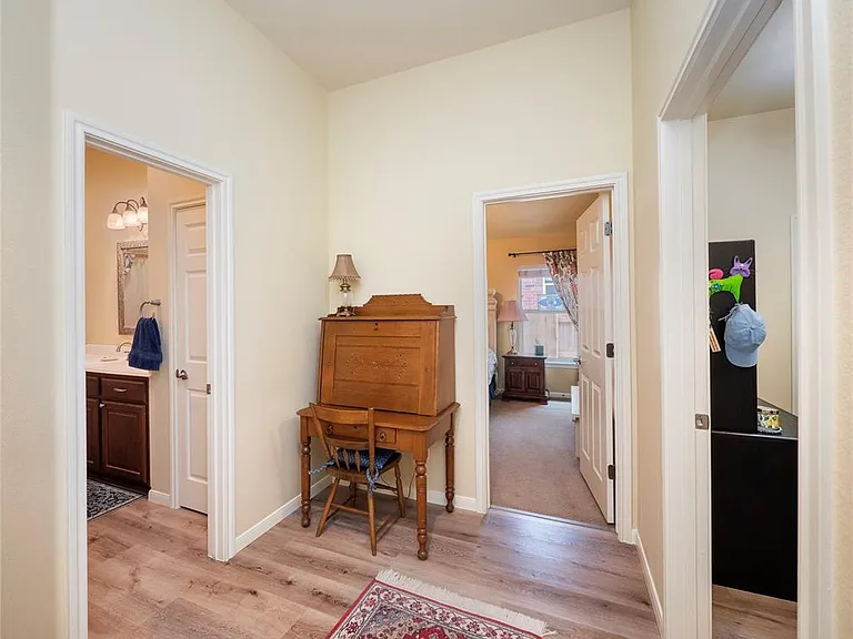 3805 Longhorn Acres St — Photo 15