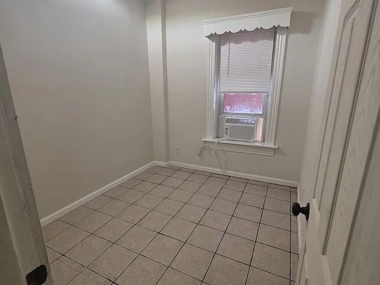 3438 Minnesota Ave — Photo 8