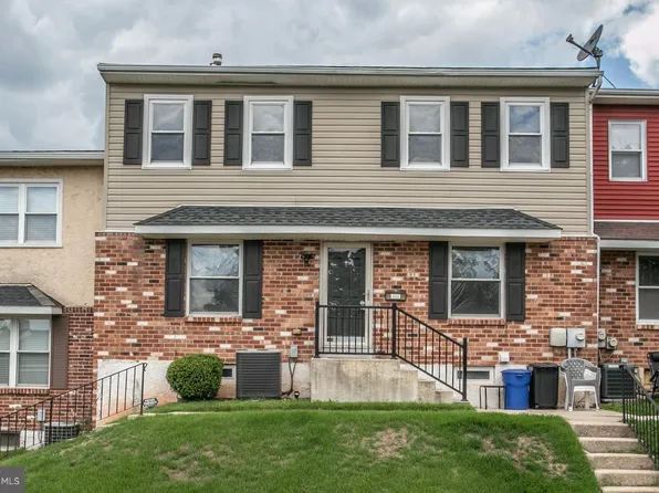 1112 Whitpain Hls, Blue Bell, PA 19422