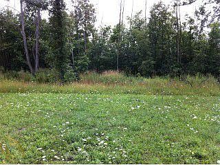 3rd image of 4893 Castlewood Dr
