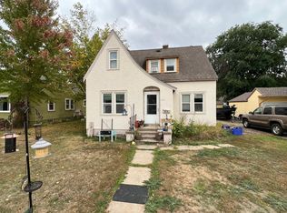 516 3rd St SW, Wadena, MN 56482