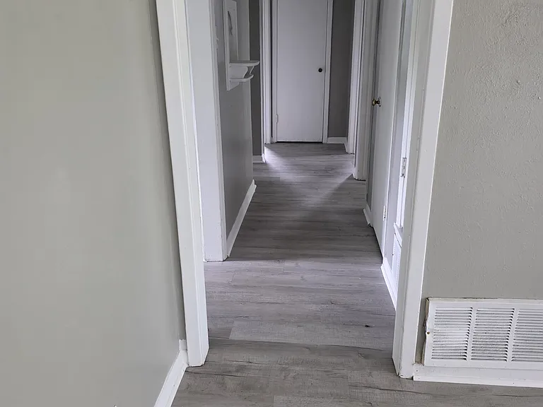 2209 Davis Dr — Photo 6