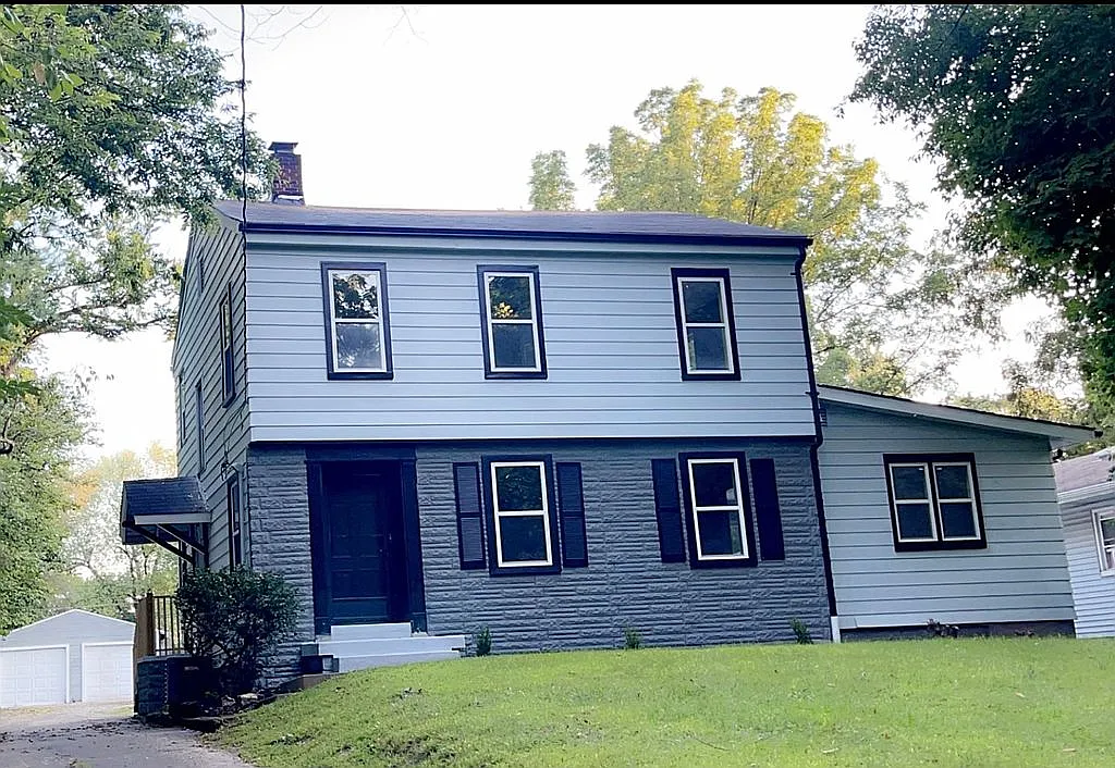 24 Creston Dr photo 1