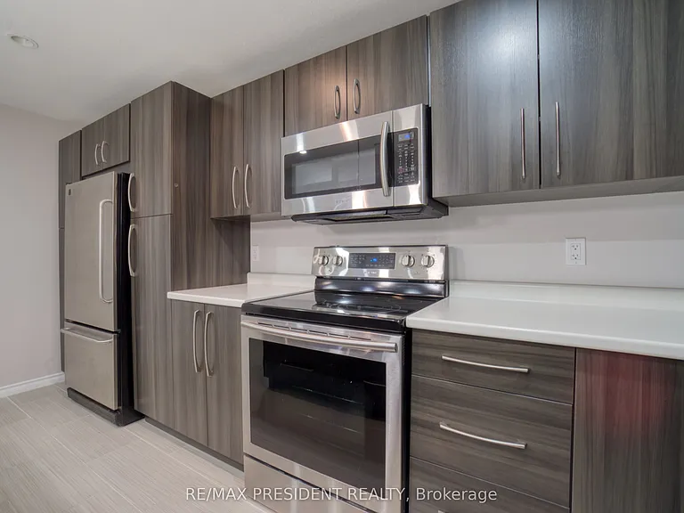 1565 Mickleborough Ct — Photo 40