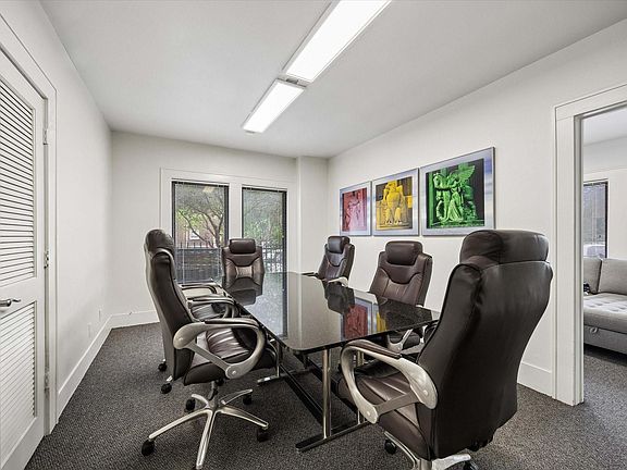 4th image of 1601 Westheimer Rd Suite C