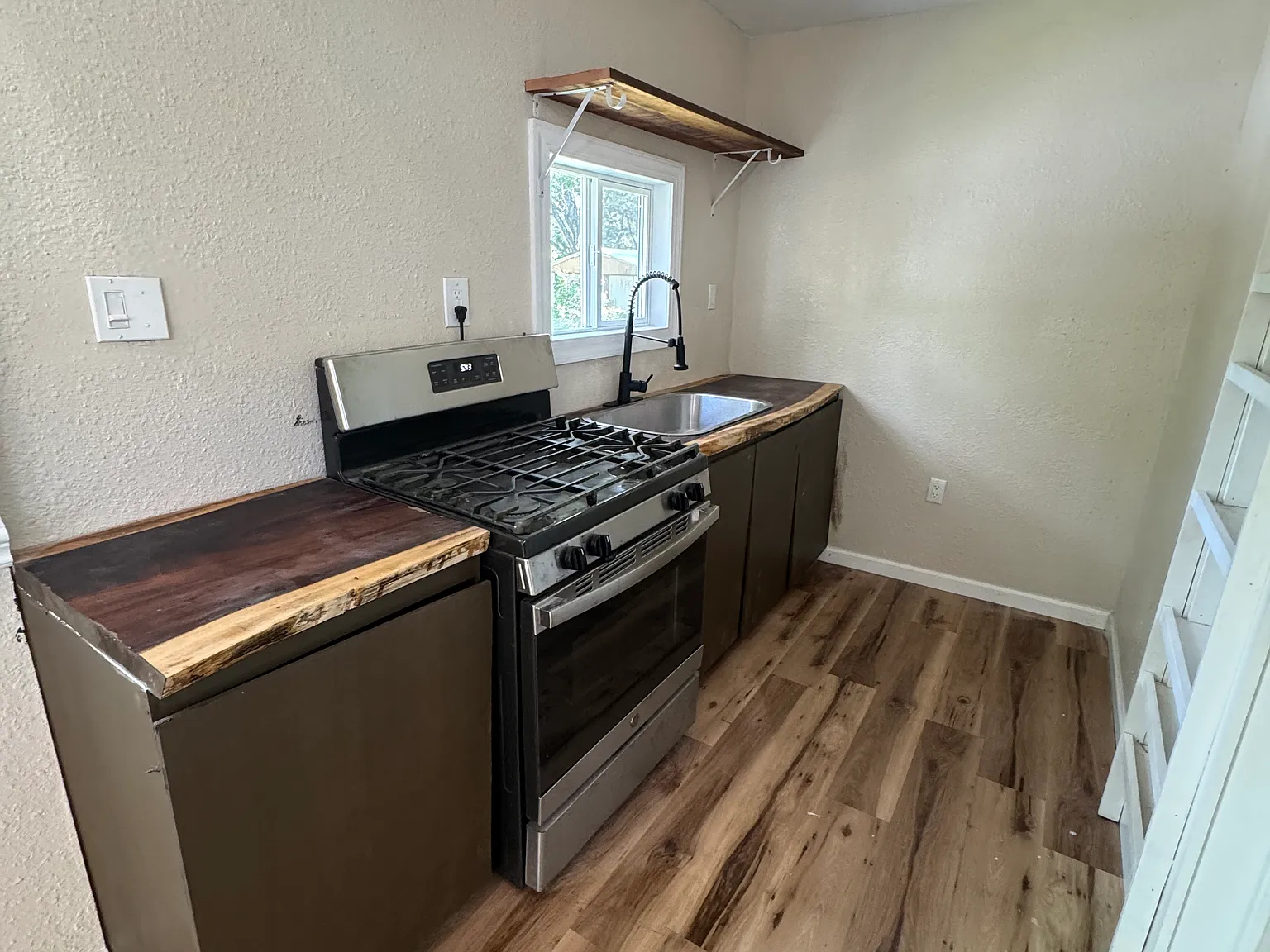 1 bed, 408 sqft, $1,000 — Photo 3