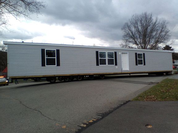 2nd image of 205 Forest Dr #205