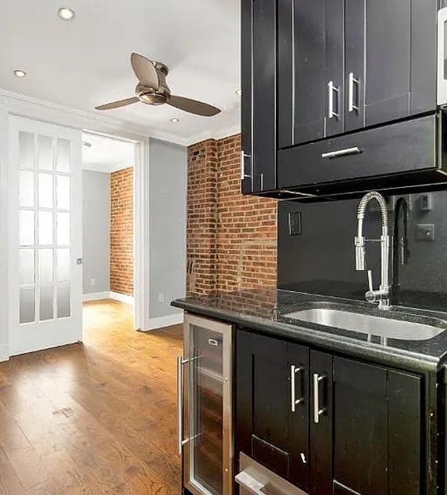 1st image of 120 E 102nd St APT A