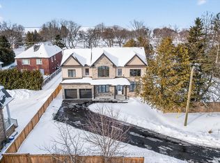 28 Saint George St, Georgina, ON L0E1L0