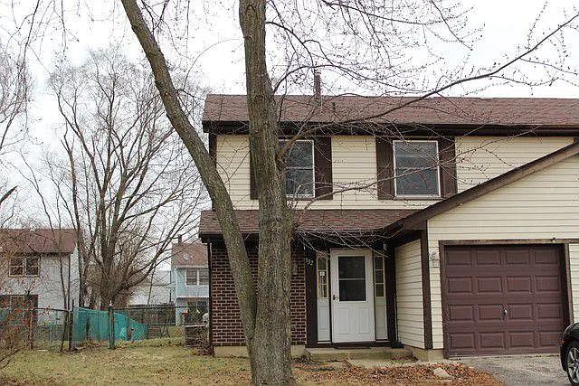3 bed, 2.5 bath, 1329 sqft, $2,500 — Photo 2