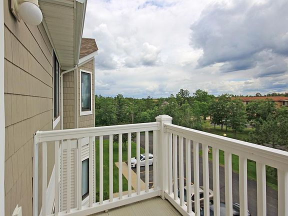 3rd image of 1228 30th St NW #1B-1Ba-830Sqft