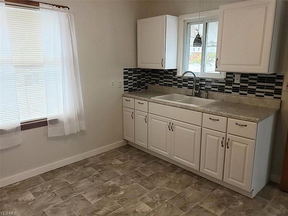 3rd image of 5822 Ira Ave