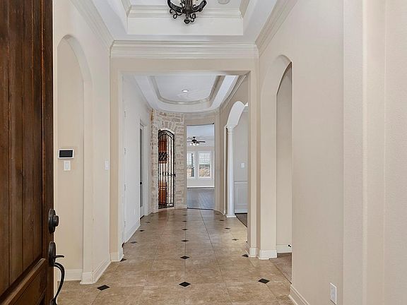3rd image of 18 Chase Mills Pl