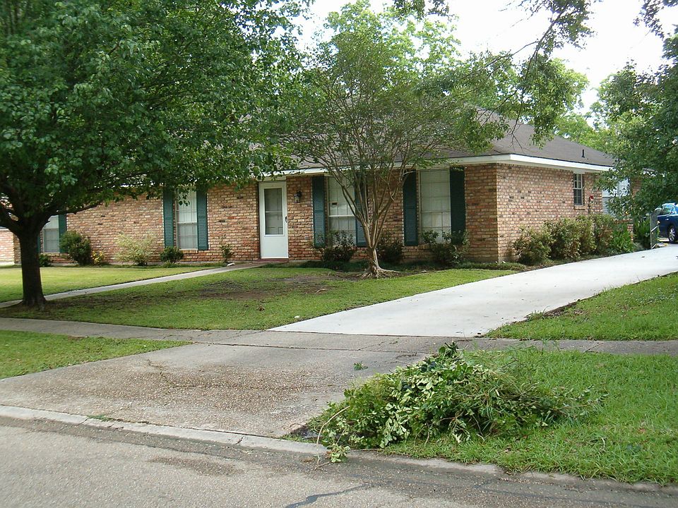 1st image of 5605 Stonewall Dr