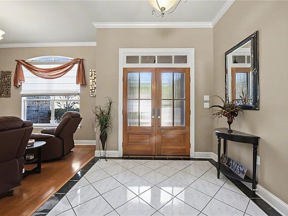 3rd image of 1137 Avenue Du Chateau