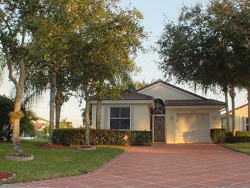 3rd image of 6770 Green Island Cir