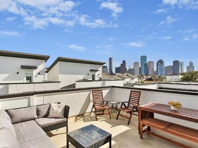 1814 Bingham St, Houston, TX, 77007