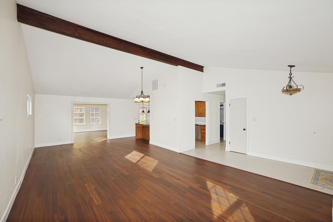 next background image