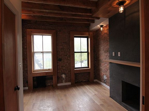 3rd image of 40 Horatio St APT 5