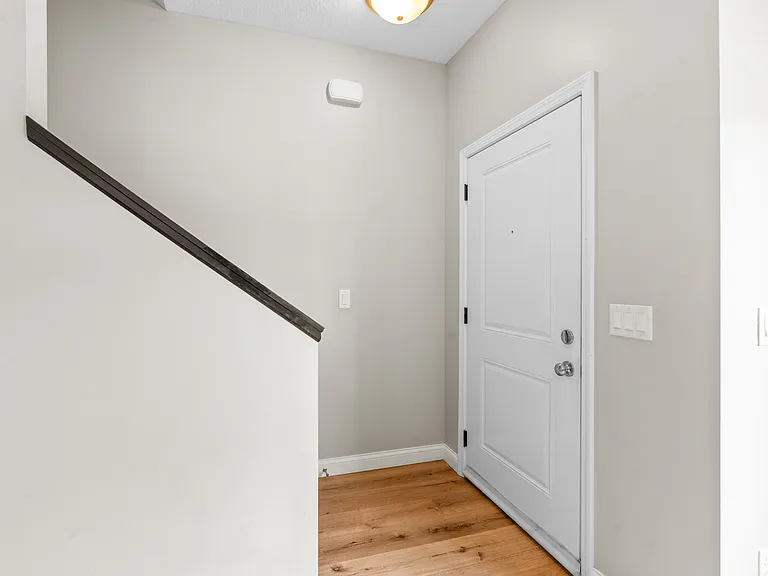 5015-5091 Devils Glen Rd #5021 — Photo 7