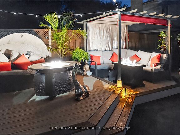 3rd image of 481 Camelot Dr W