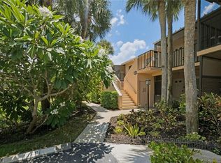 4010 Ice Castle Way APT 8, Naples, FL 34112
