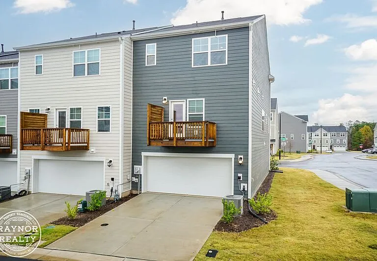 1103 Talis Creek Dr — Photo 2
