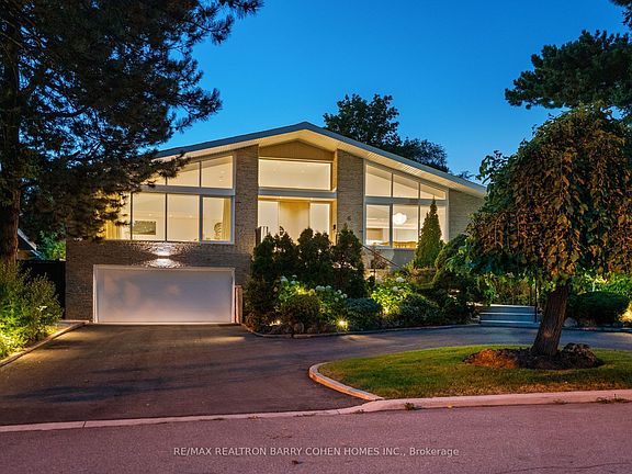 3rd image of 6 Denmark Cres