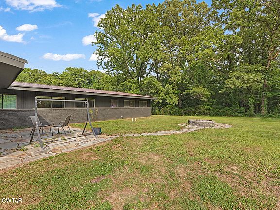 3rd image of 306 Wiley Parker Rd