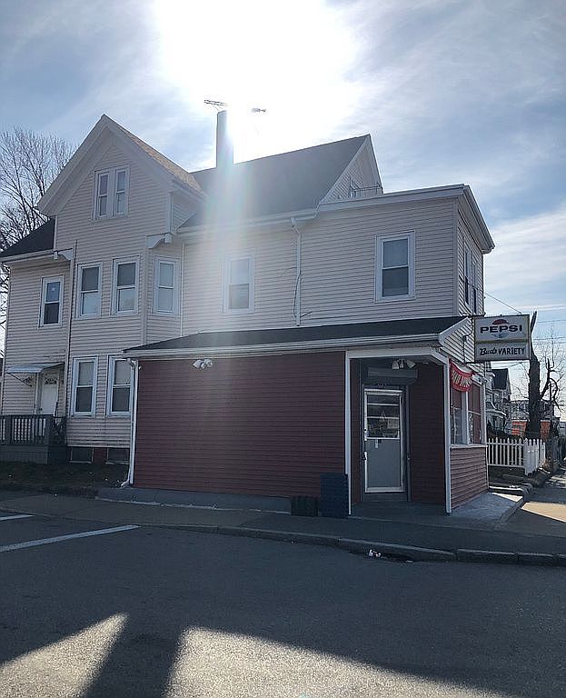 916 Warren Ave, Brockton, MA 02301 Zillow