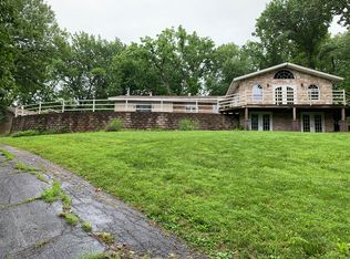 968 W County Line Rd, Ozark, MO 65721