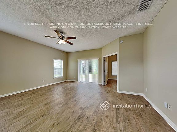 4th image of 113 Woodbury Pines Cir