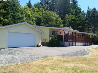 70529 Laskey Rd, North Bend, OR 97459