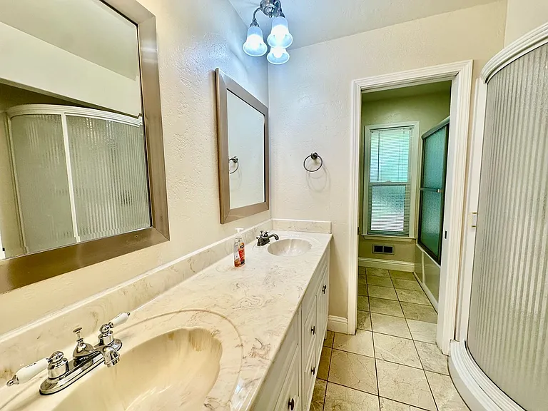 19650 Sky Oaks Way — Photo 20