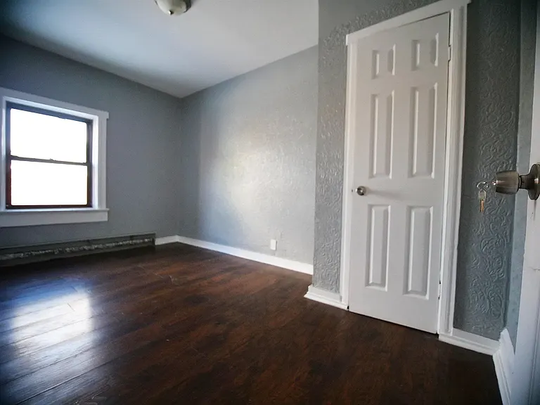 557 Ocean Ave #5C — Photo 4