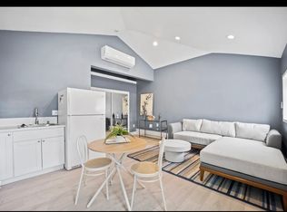 16928 Gault St, Van Nuys, CA 91406
