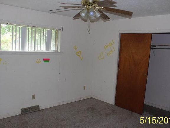 5th image of 402 Pine St