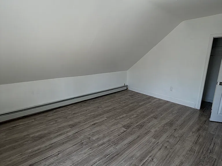 30 Pekin St #3 — Photo 8