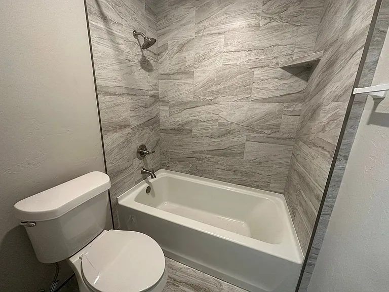 6102 N Ross Ave — Photo 13