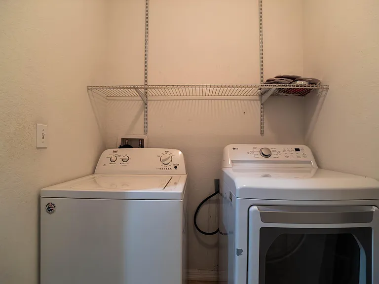 Washer/ Dryer