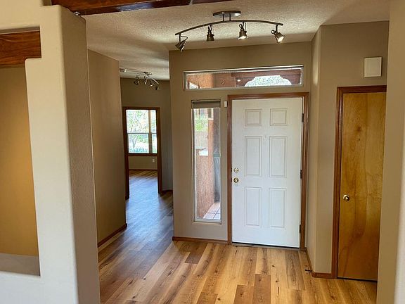 5th image of 10212 Marin Dr NW