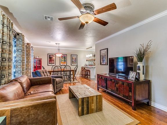 4th image of 2629 Huntleigh Dr