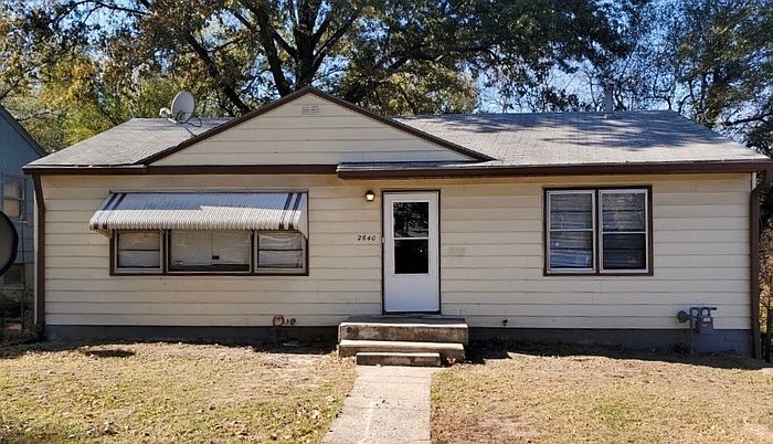 1st image of 2640 N 33rd St