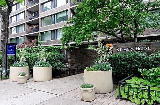 1st image of 1555 N Sandburg Ter APT 107K