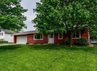 4693 Penkwe Way, Eagan, MN 55122