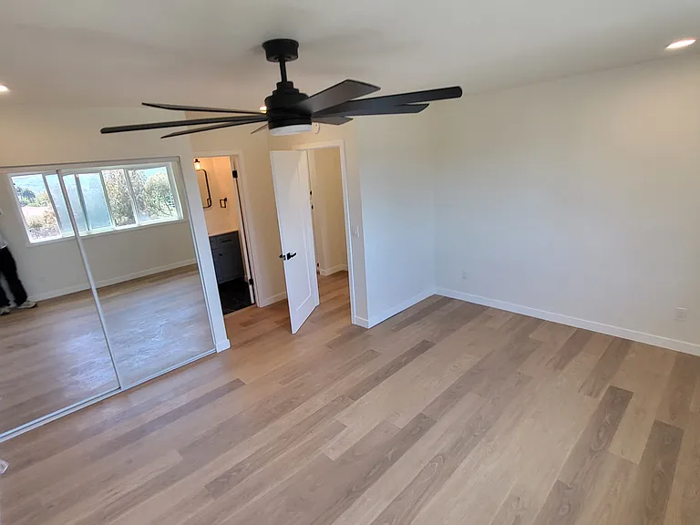 508 Orena St #B — Photo 10