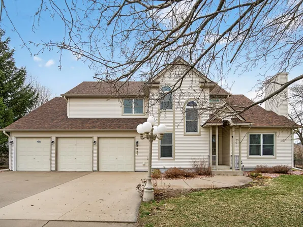 8057 Garfield St NE, Spring Lake Park, MN 55432