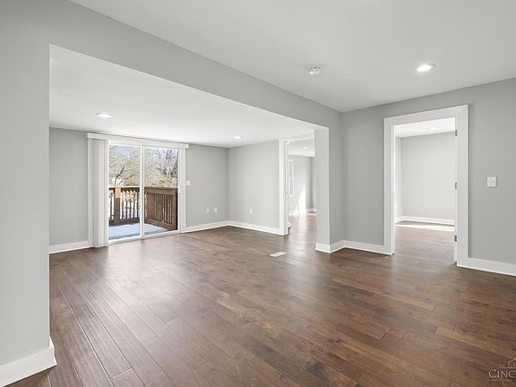 4th image of 9068 Link Rd