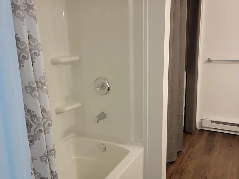807 Indiana Ave — Photo 11